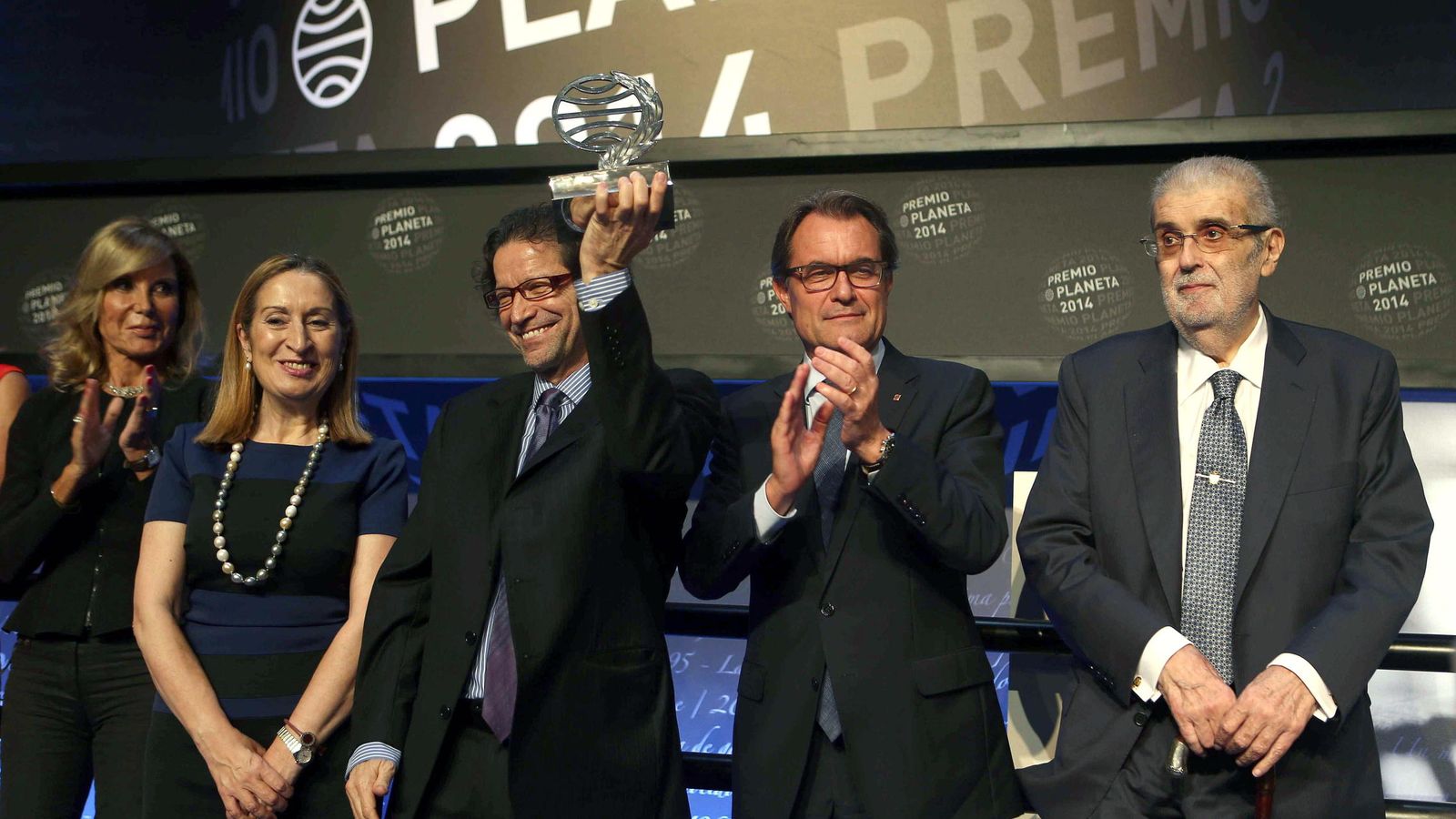 Foto: Entrega del premio Planeta 2014, el último presidido por el fallecido José Manuel Lara. (EFE)