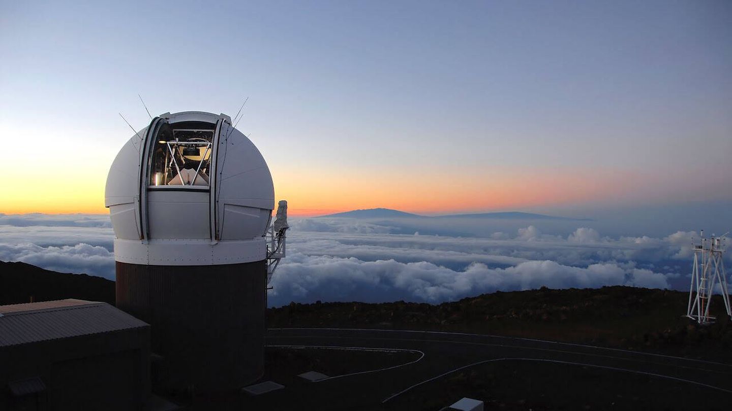 Uno de los telescopios del sistema de detección de objetos cercanos Pan-STARRS en Hawaii. (Universidad de Hawaii)