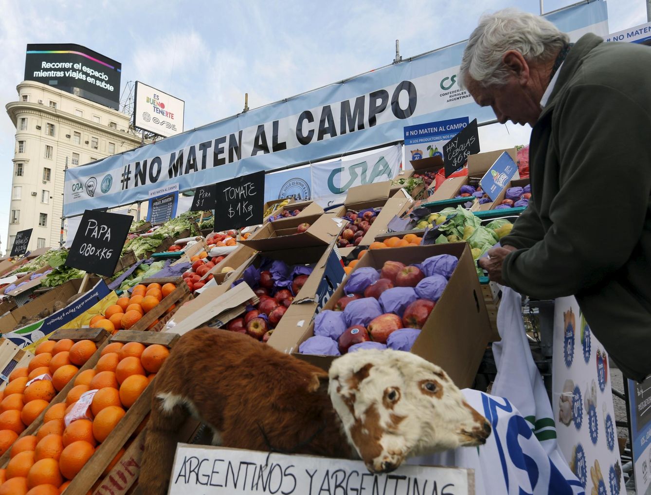 Un agricultor argentino protesta en Buenos Aires contra el Gobierno de Kirchner. (Reuters)