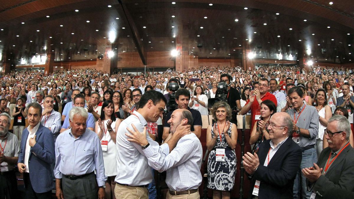 Sánchez pierde el apoyo de la mayoría que lo encumbró al liderazgo del PSOE