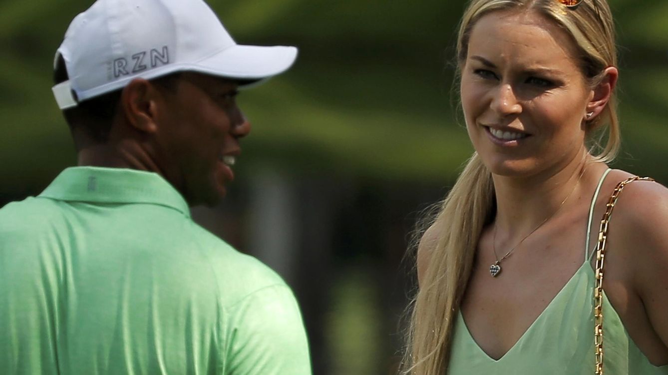 Foto: Lindsey Vonn presencia un torneo de Tiger Woods (Reuters)
