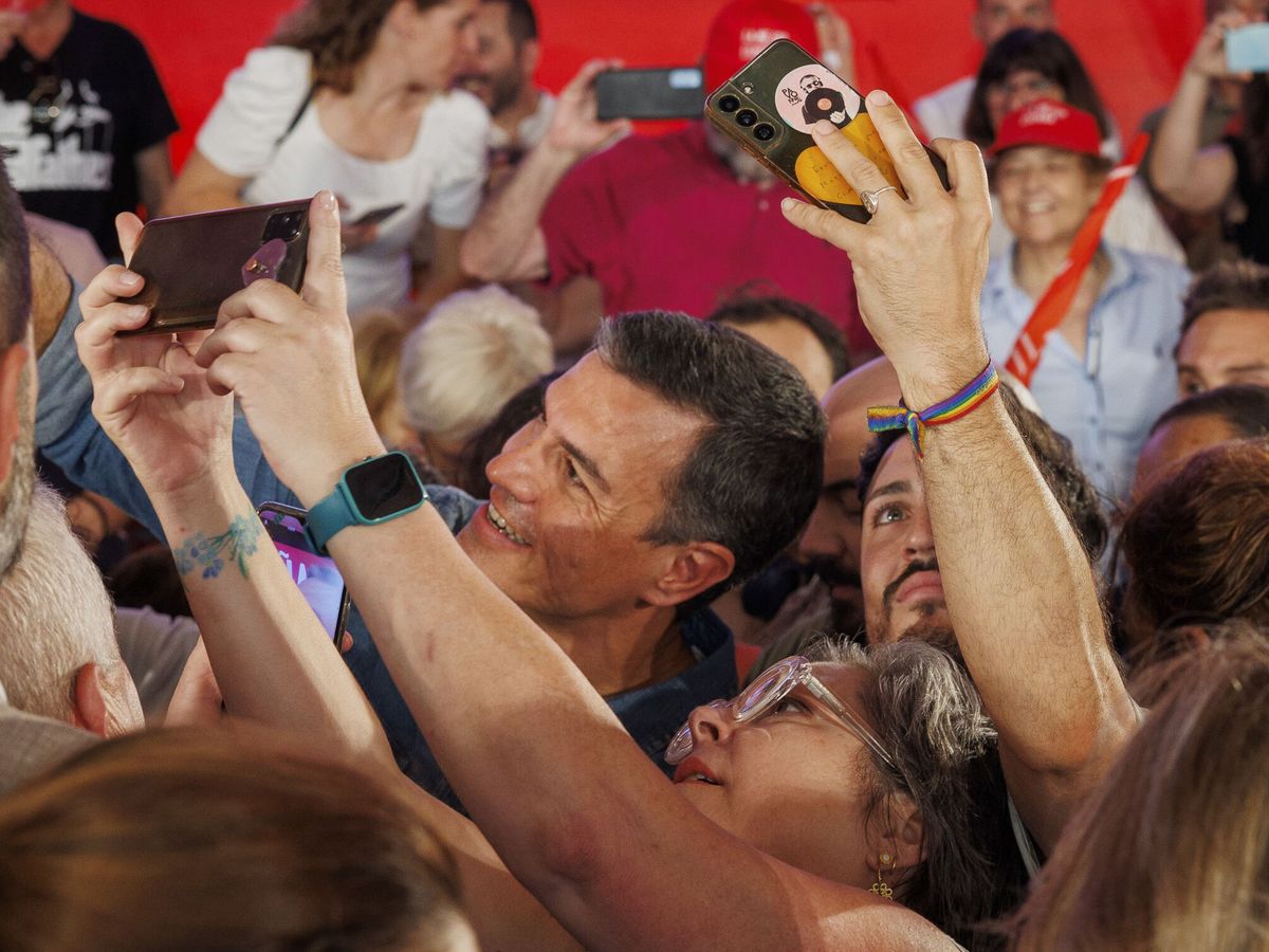 Foto: Una experta en marketing analiza la campaña de Pedro Sánchez de cara a las elecciones del 23-J. (EFE / Julio Muñoz)