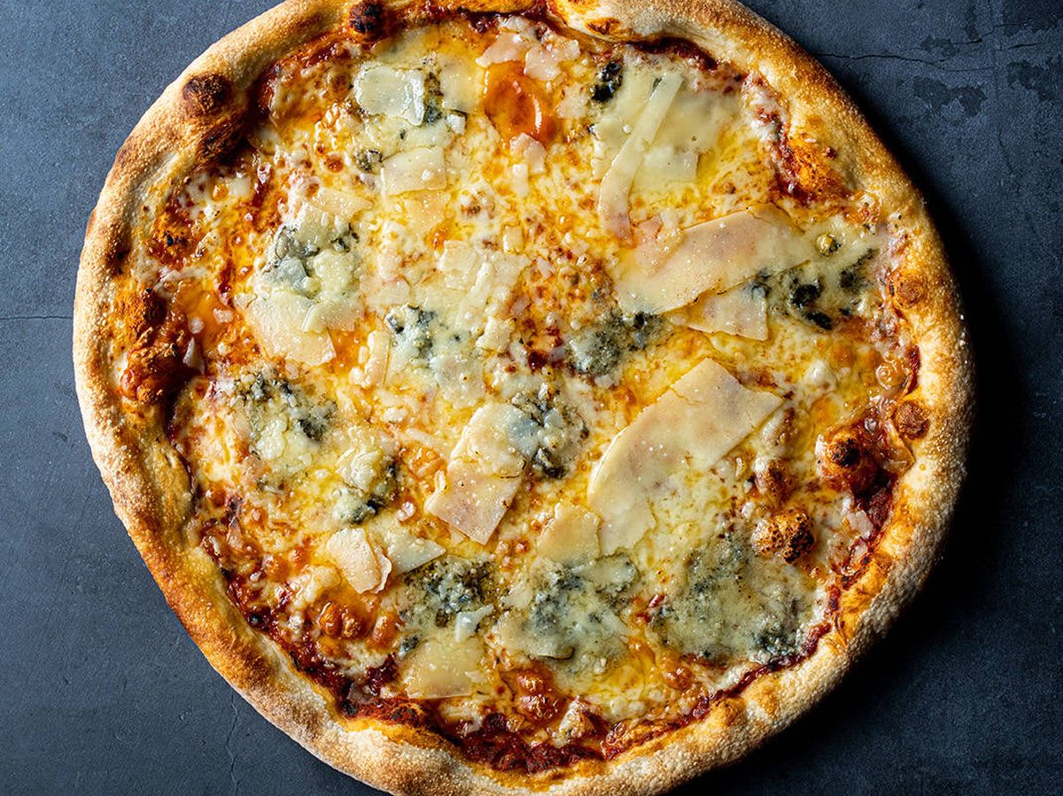 Foto: Pizza 4 quesos. (Oven Mozzarella)