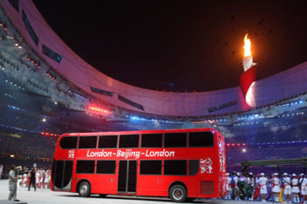 Foto: Pekín entregó el relevo olímpico a Londres después de Juegos "excepcionales"