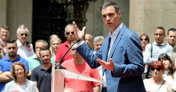 Foto: El presidente del Gobierno, Pedro Sánchez, participó este jueves en la campaña en Canarias (Efe)