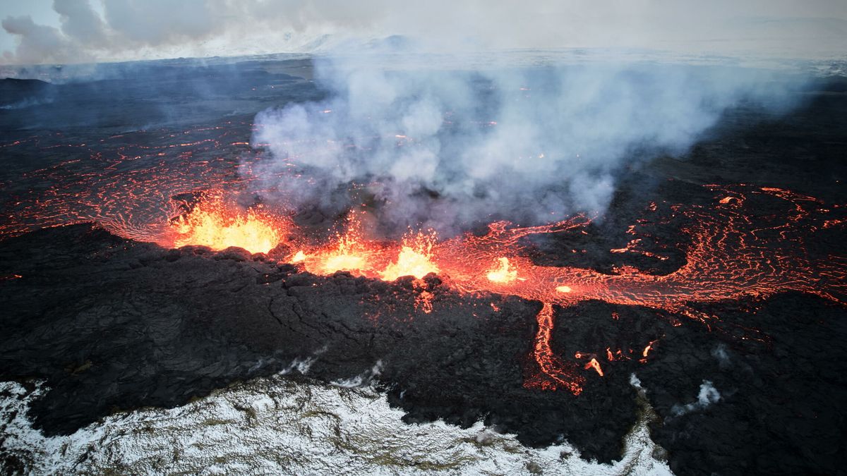 En Islandia estalla un volcán y nadie mueve una ceja: "Aquí nadie tiene cara de emergencia" 