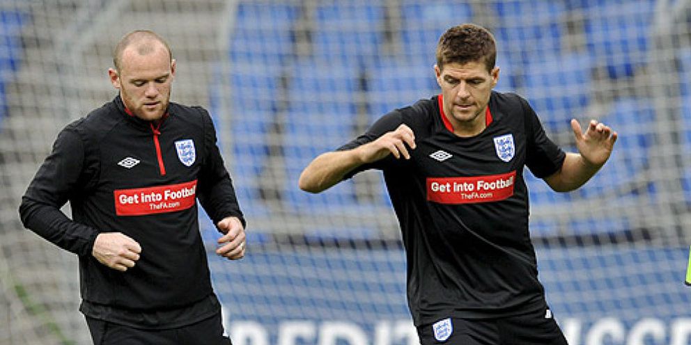 Foto: Capello decide: Gerrard o Rooney heredarán el brazalete de capitán de Terry