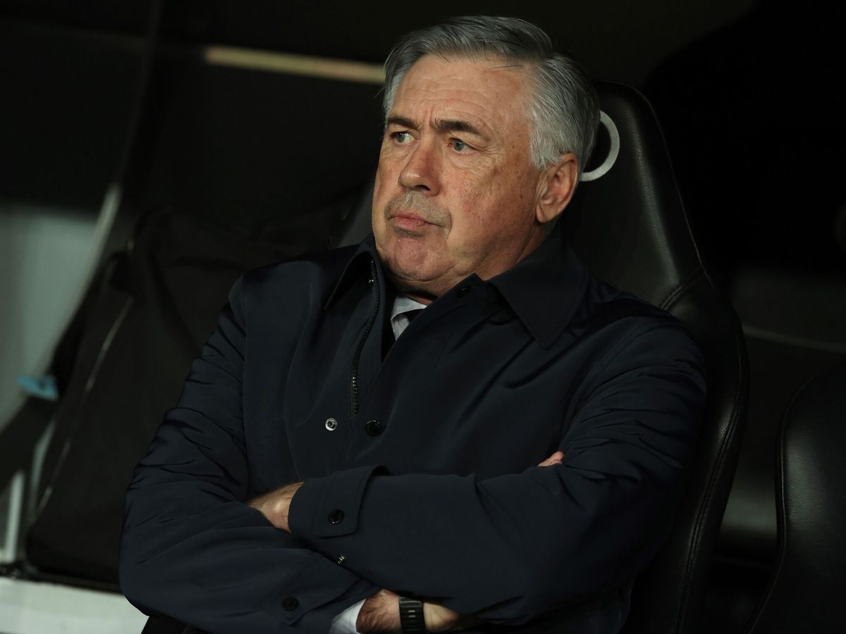 Foto: Ancelotti se desespera con el empate. (EFE/Kiko Huesca)