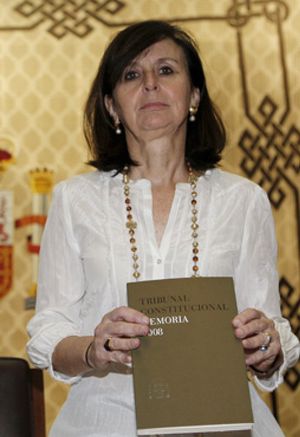 Nueva pirueta del Constitucional: María Emilia Casas asume la ponencia del Estatut
