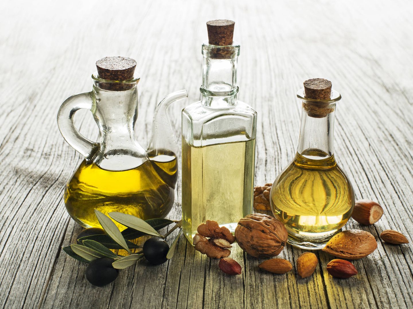 Aceite de lino, ¿de verdad es tan saludable como el de oliva?