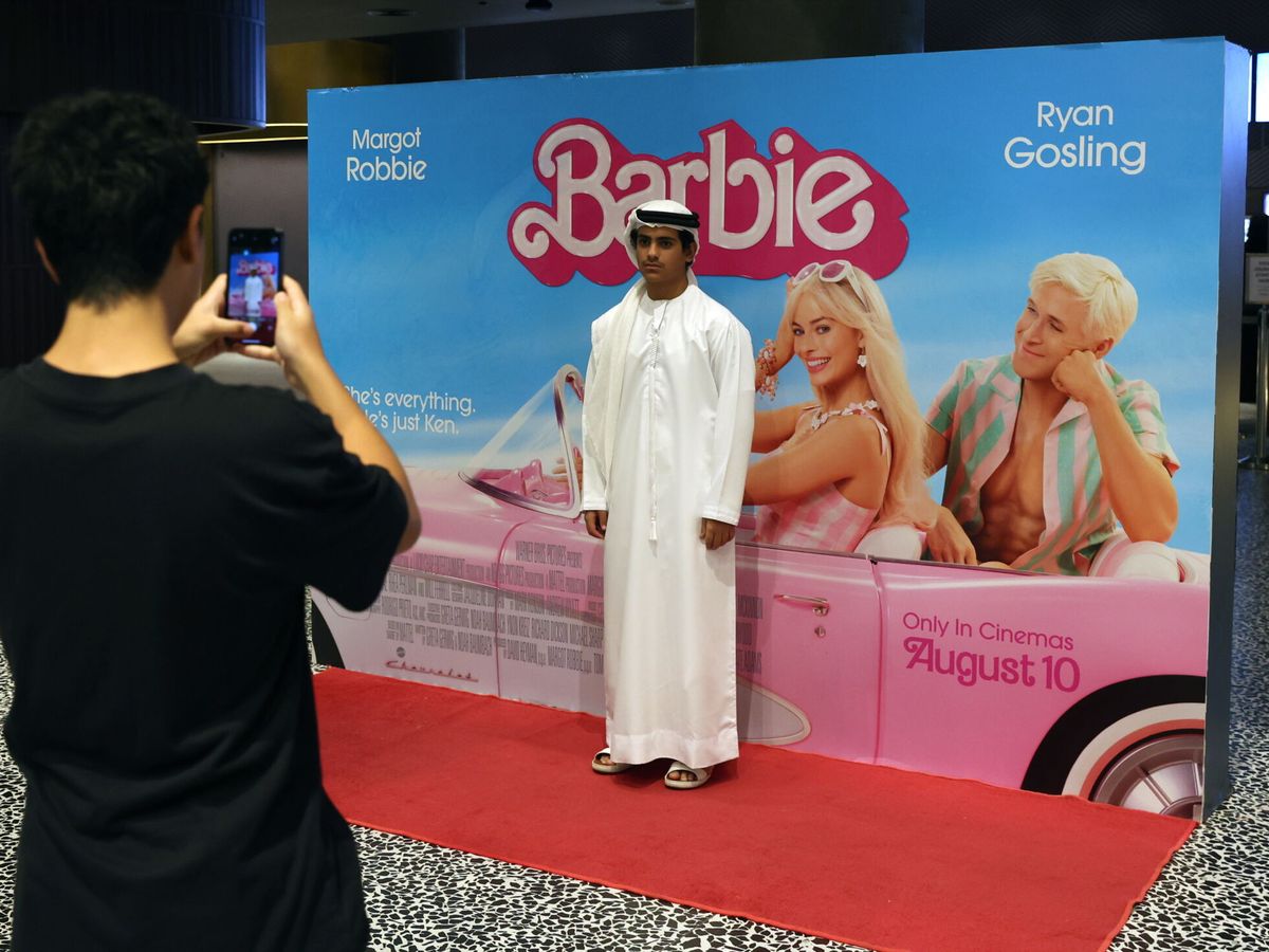 Foto: Proyección de 'Barbie' en Dubái. (EFE/EPA/Ali Haider)