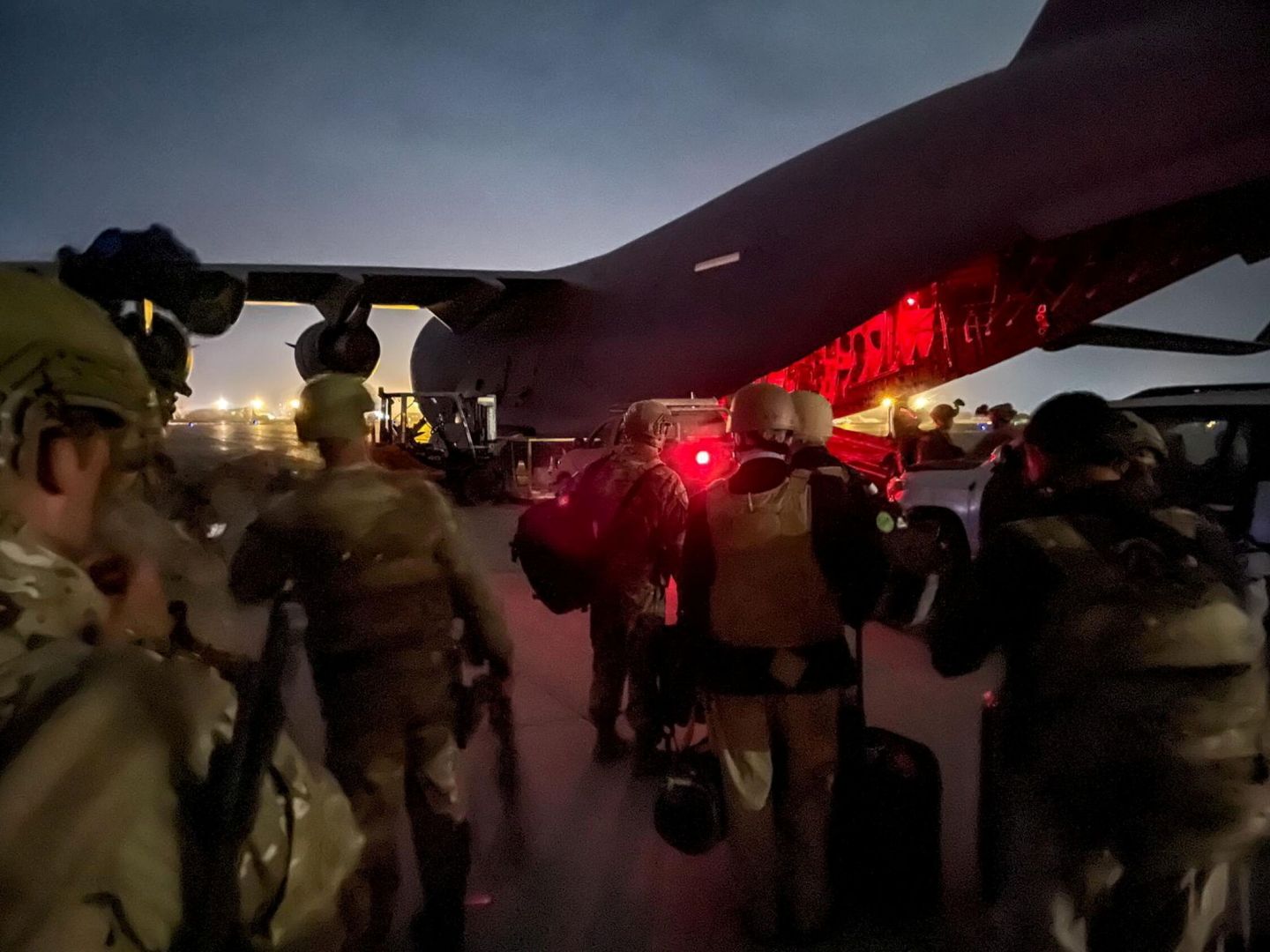 Evacuación del aeropuerto de Kabul por parte de EEUU. (Reuters)