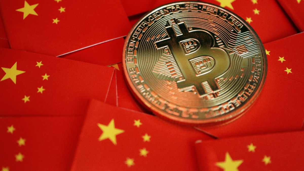 El bitcoin y el ether buscan el rebote tras declarar China que su uso es ilegal