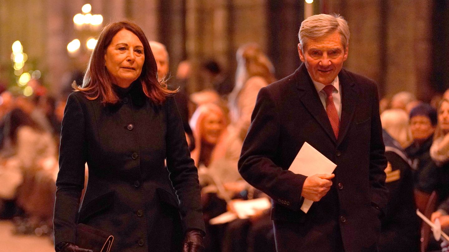 Carole y Michael Middleton, en una imagen de archivo. (Reuters/Pool/Kirsty O'Connor)