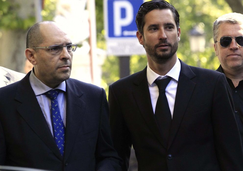 Foto: Elpidio Silva y su abogado, Cándido Conde-Pumpido Varela. (Efe)