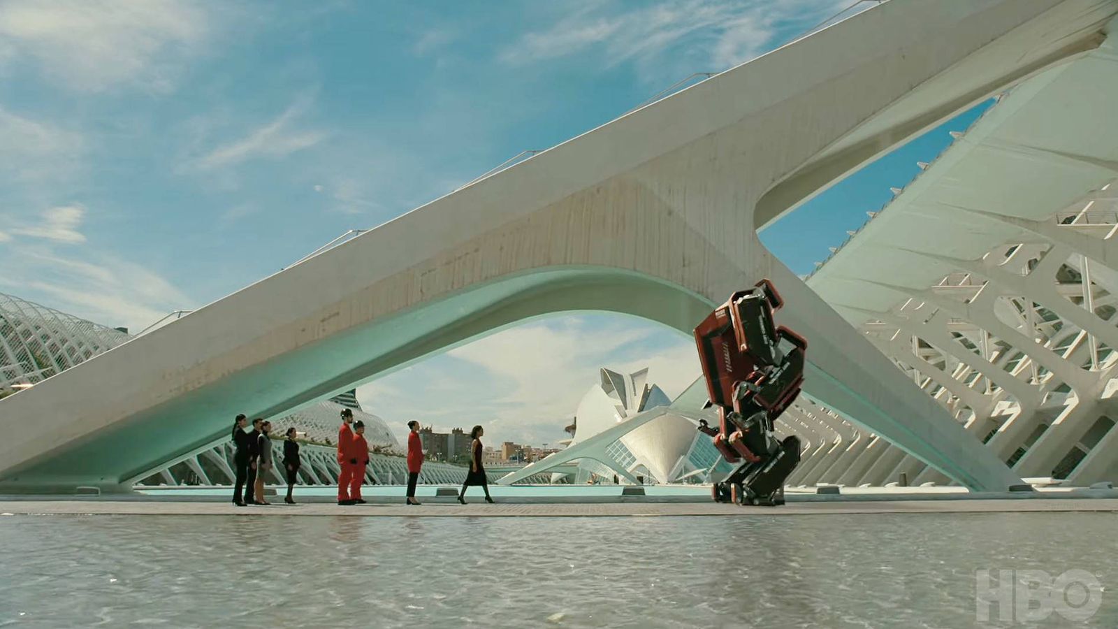 Foto: Fotograma de 'Westworld 3' con Valencia como escenario. (HBO)