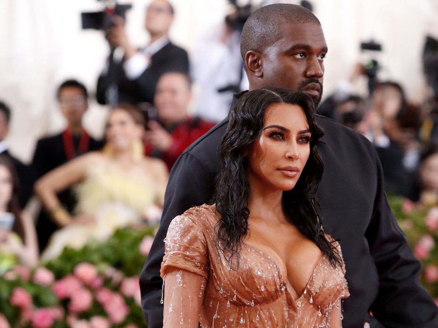 Kim Kardashian y Kanye West, en la gala del MET. (Reuters)