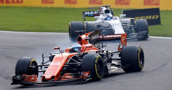 Foto: Fernando Alonso realizó una gran salida, pero luego comenzó a hundirse. (Reuters)