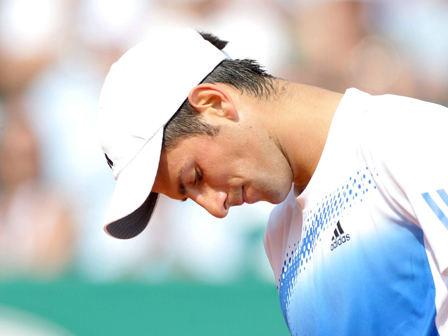 Novak Djokovic, en 2008 instantes antes de retirarse de Montecarlo. (EFE)