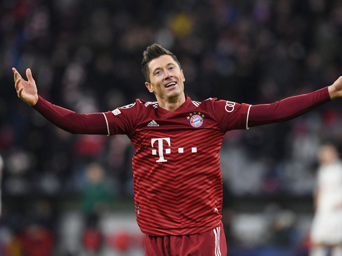 Foto: El ariete del Bayern estuvo intratable. (Reuters/Andreas Gebert)
