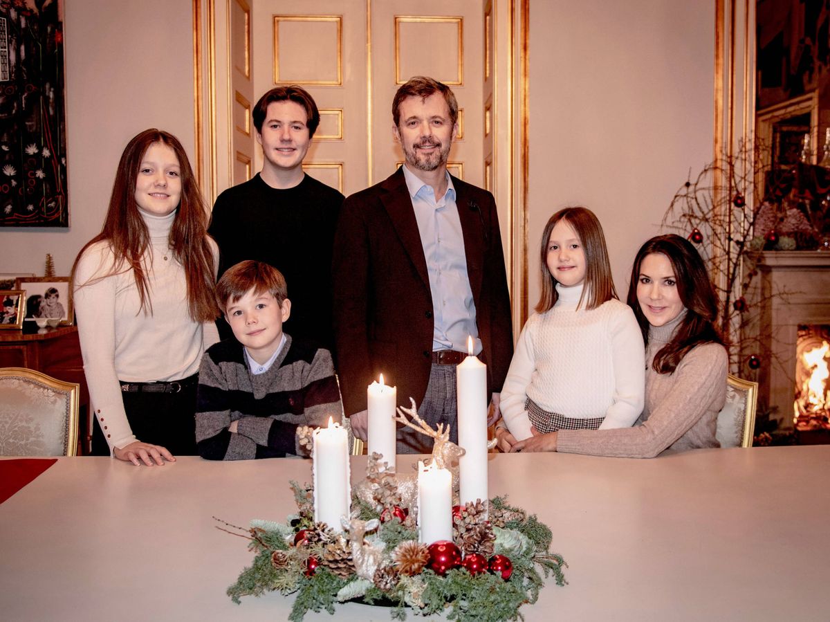 Foto: Federico y Mary, con sus cuatro hijos. (Casa Real de Dinamarca)