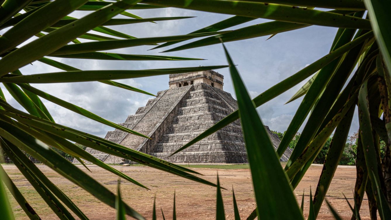 Foto: El templo de Kukulkán, en Yucatán, se construyó en el siglo XII d. C. y es la joya de Chichén Itzá, capital de los mayas itzaes. (Fernando Morales)