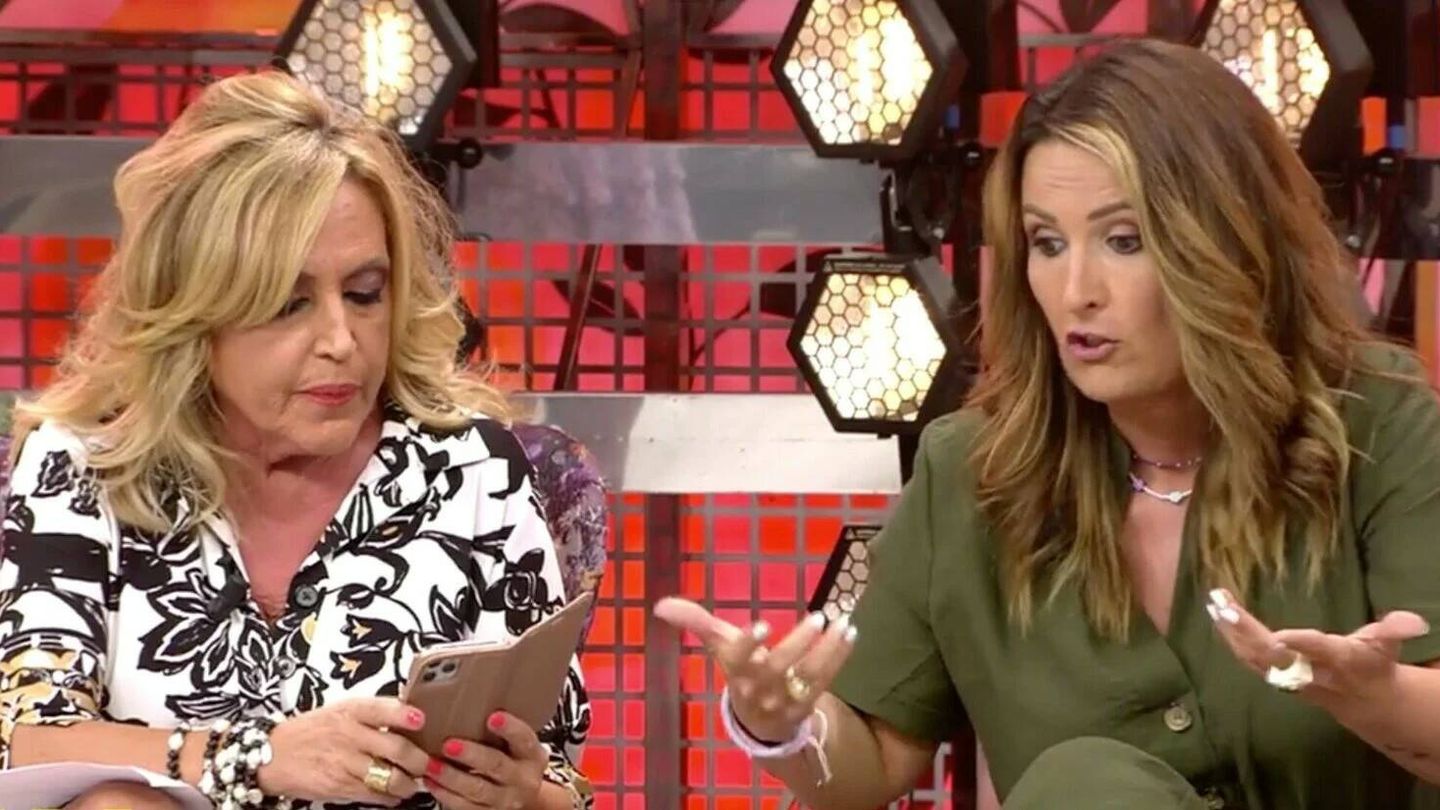 Lydia Lozano y Laura Fa, en 'Sálvame'. (Telecinco)