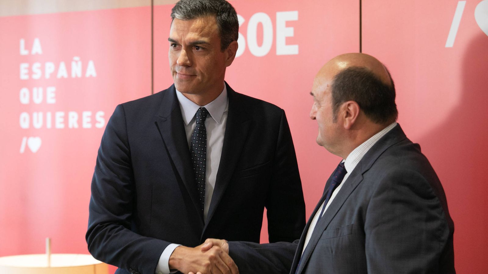 Foto: Pedro Sánchez y el presidente del PNV, Andoni Ortuzar, este 4 de septiembre en Ferraz. (Eva Ercolanese | PSOE)