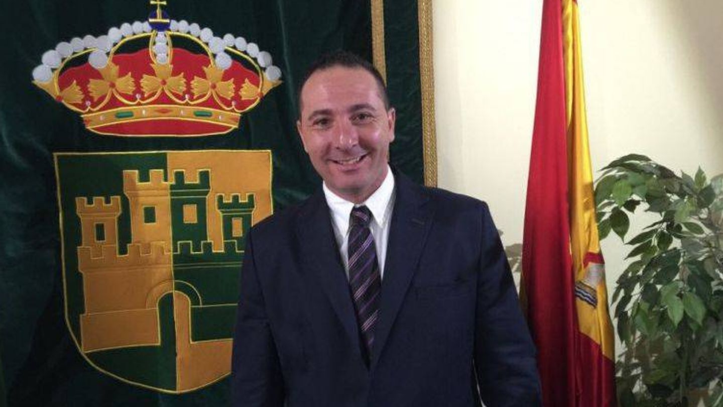 Iván Fernández, alcalde de Serranillos del Valle.