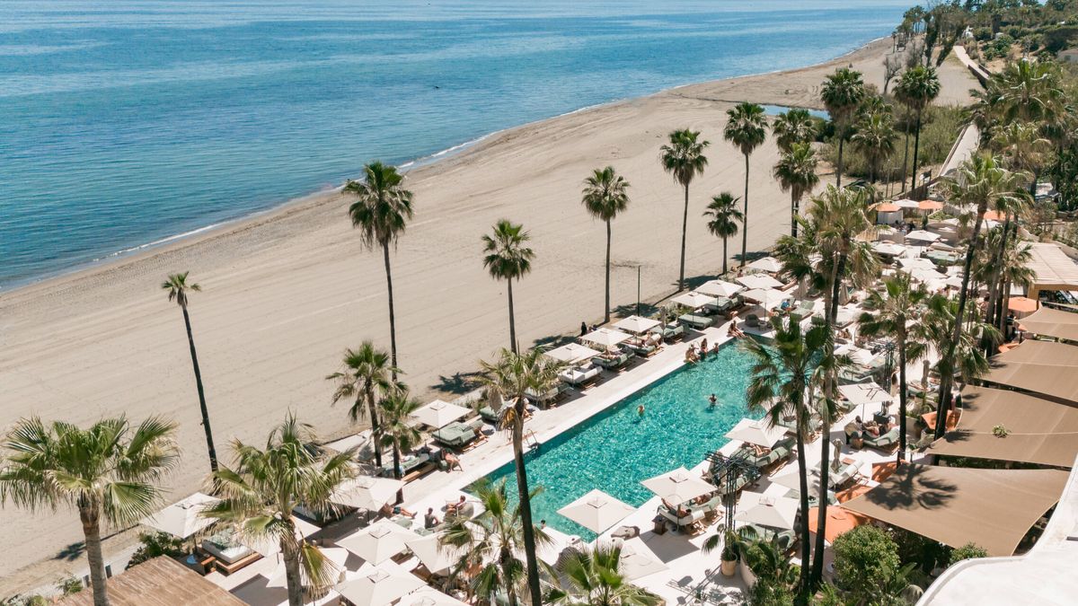 Ni Mallorca ni Tenerife: estas son las mejores ciudades de España donde ir de chiringuitos en primera línea de playa