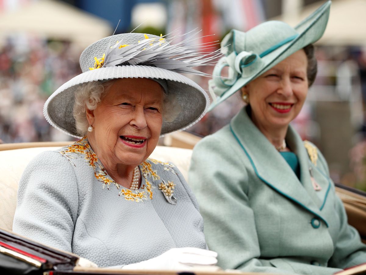Foto: La reina Isabel y la princesa Ana, en una imagen de archivo. (Reuters)