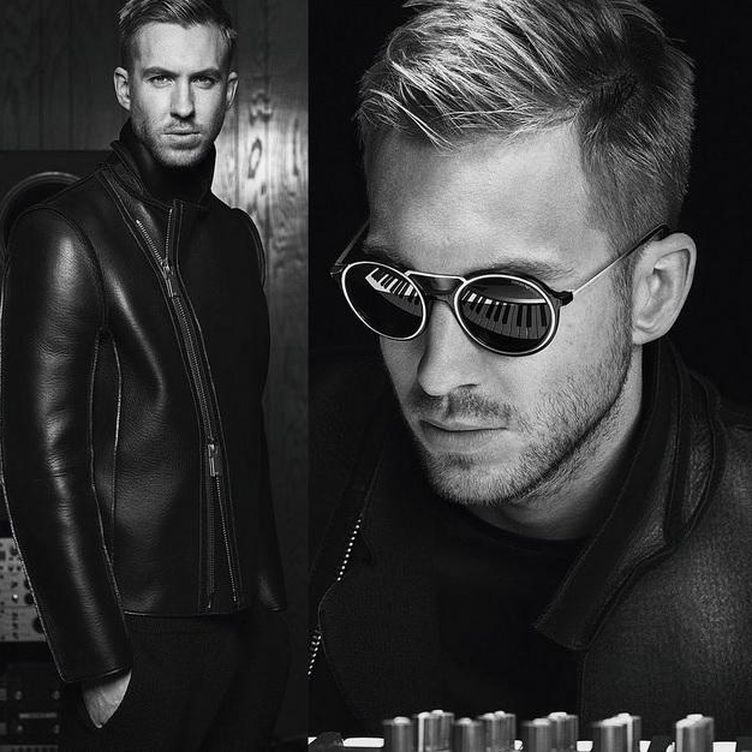 Calvin con la nueva colección de gafas de Emporio Armani (Instagram)