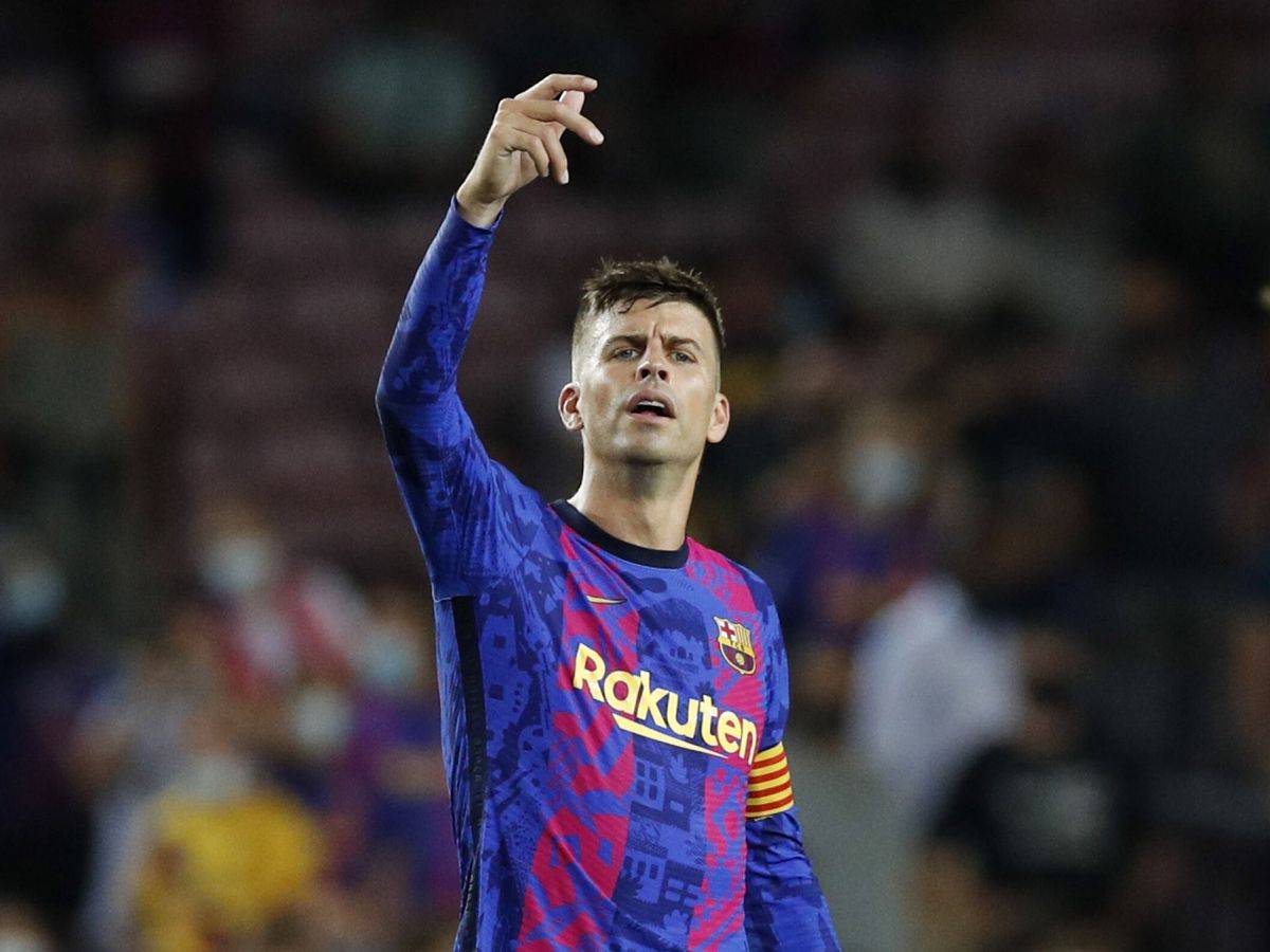 Foto: Piqué durante un partido del Barcelona en el Camp Nou. (Efe)