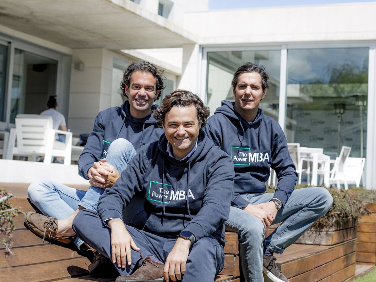 Foto: Borja Adanero, Rafa Gozalo y Hugo Arévalo, cofundadores de ThePowerMBA. (TPMBA)