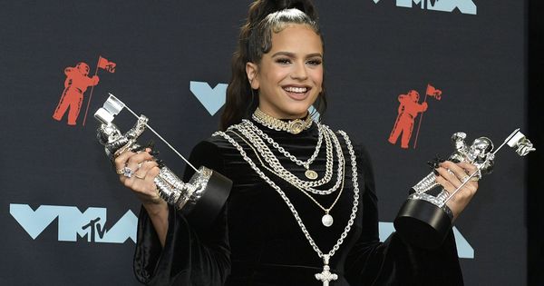 Foto: 'Con altura', la canción de Rosalía junto a J Balvin, ganó el premio a mejor vídeo latino y mejor coreografía en los MTV Video Music Award. (Getty)