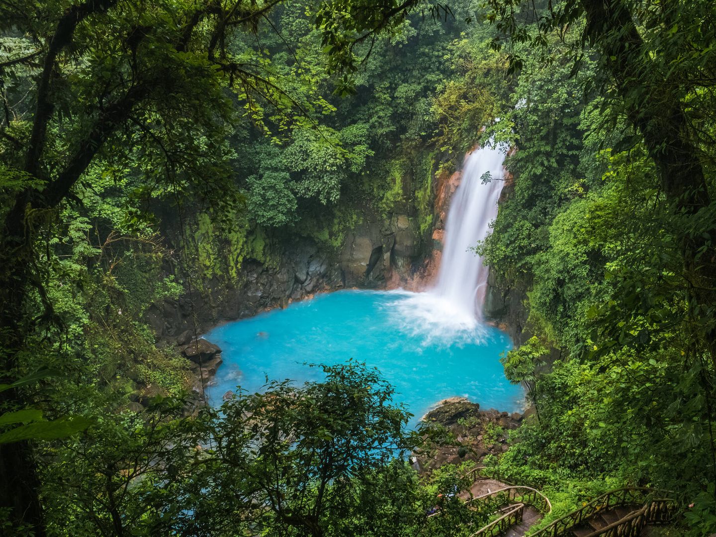 Cascada del Río Celeste, Costa Rica (Fuente: iStock)