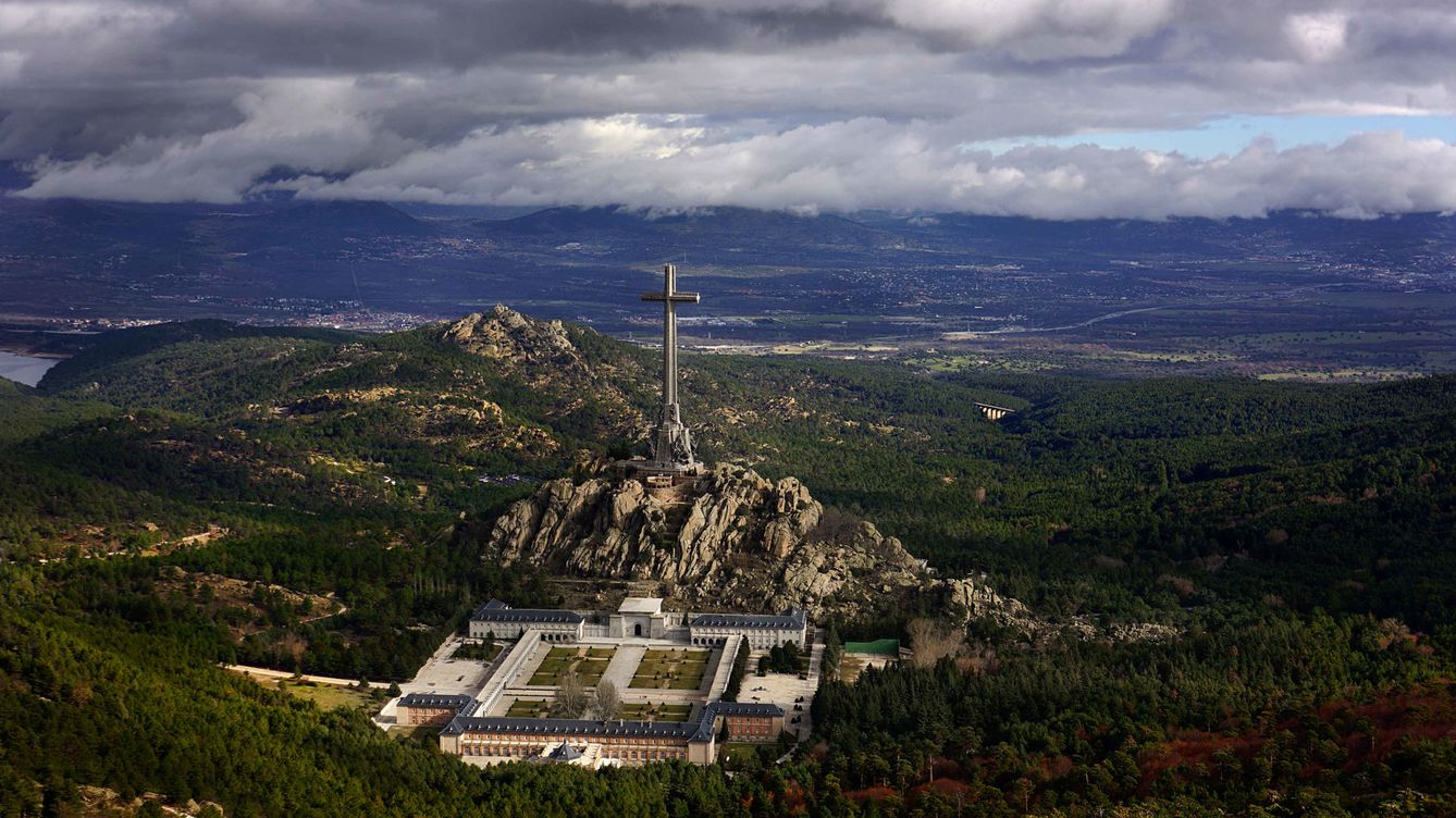 Foto: Vista del Valle de los Caídos. Foto: Jorge Díaz Bes (Wikipedia)