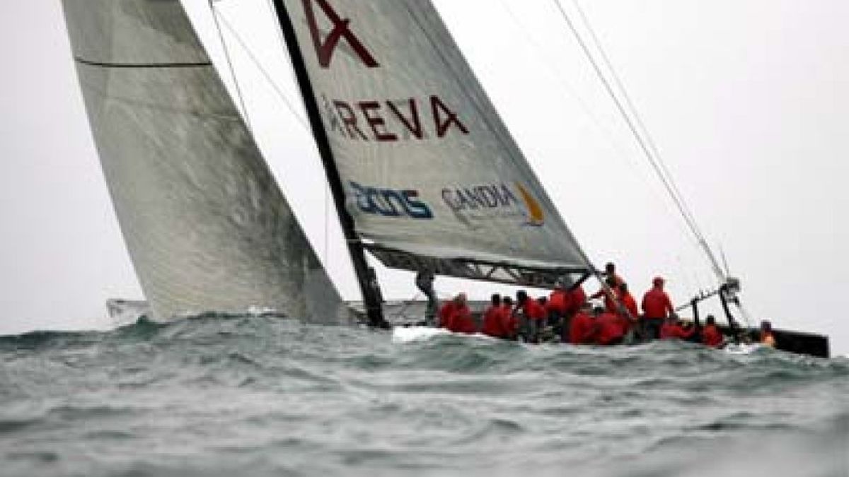 El viento suspende la regata del Desafío Español
