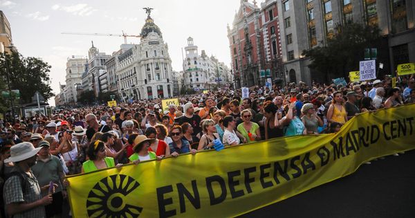Foto: Protestas en defensa de Madrid Central. (EFE)