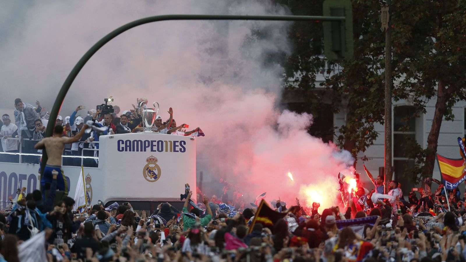 Foto: El Real Madrid celebra la Undécima en Cibeles (EFE)
