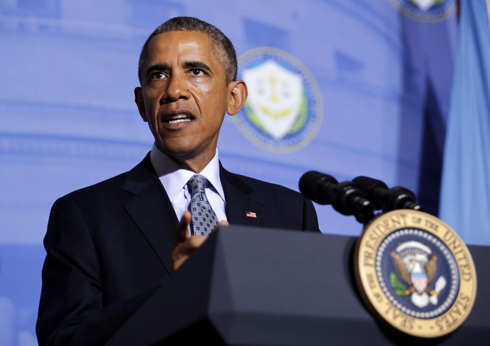 Foto: Obama durante una rueda de prensa. (EFE/Aude Guerrucci)