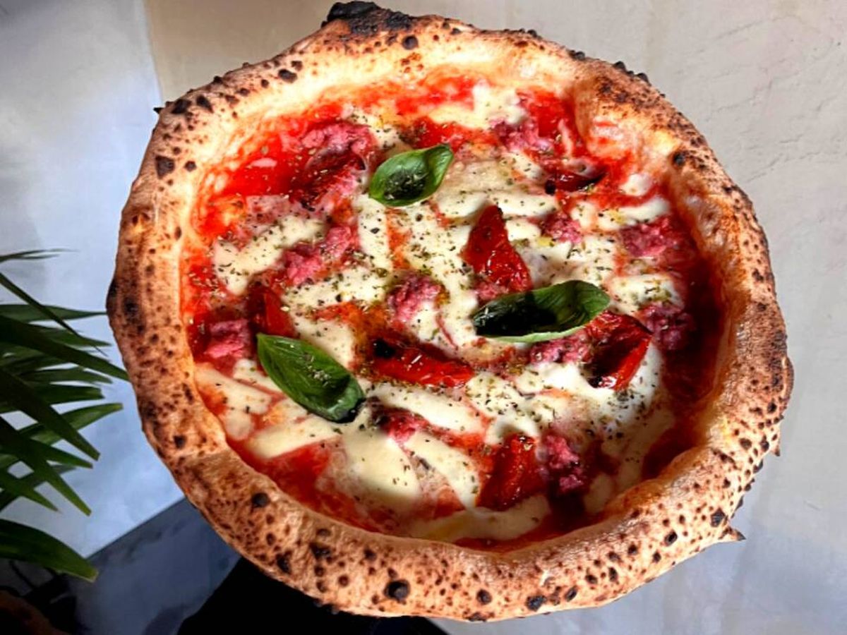 Foto: Una pizza de Grosso Napoletano. (Grosso Napoletano)