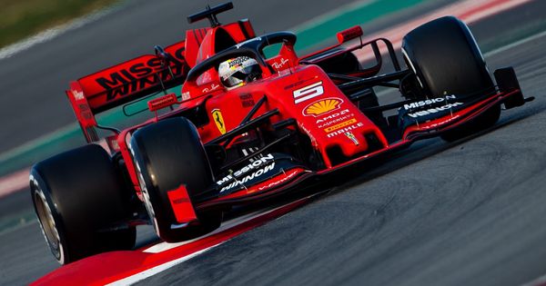 Foto: El nuevo Ferrari SF90 ha dejado muy buenas sensaciones en la primera semana de pretemporada. (EFE)