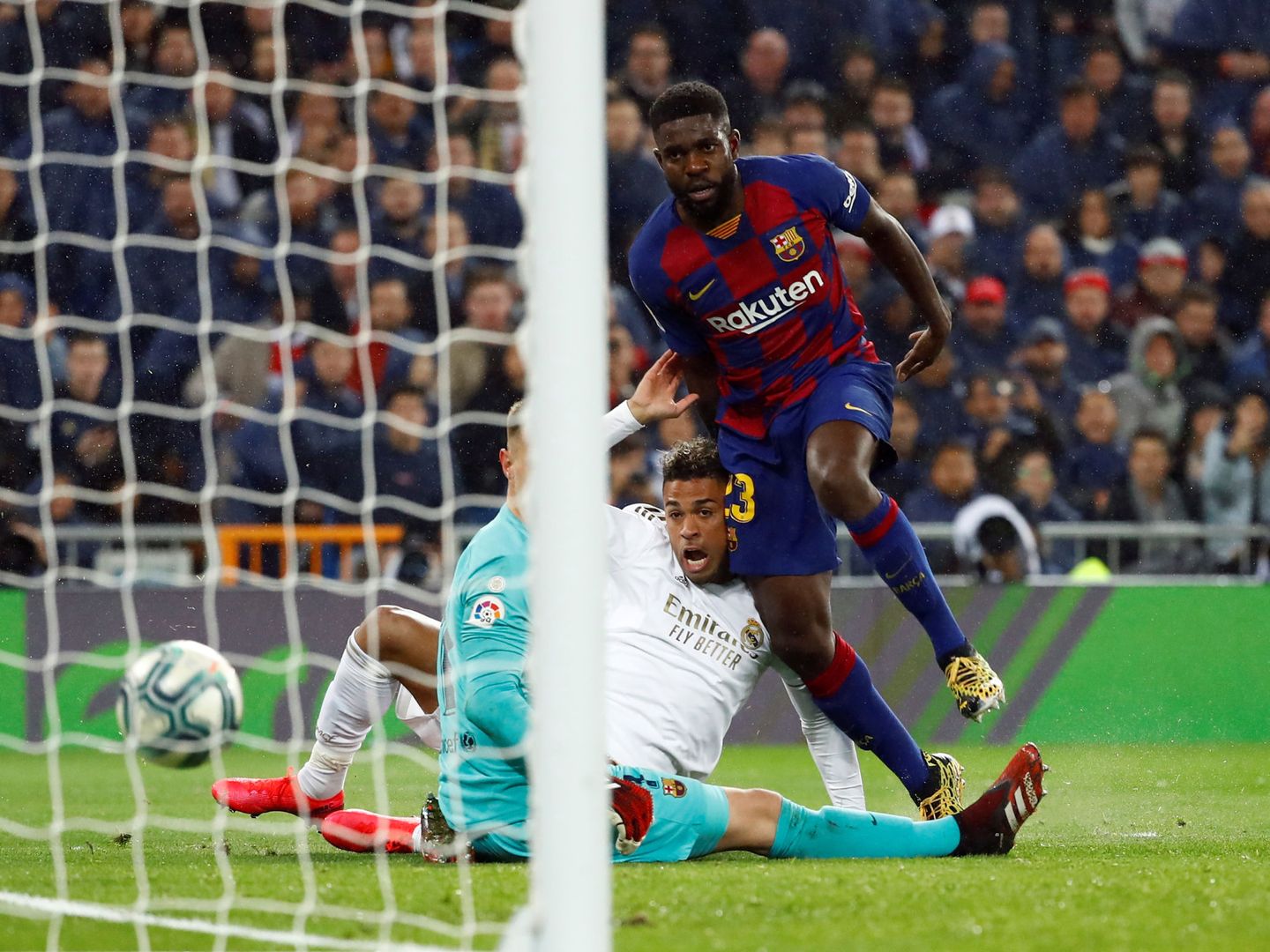 La acción del gol de Mariano. (Reuters)