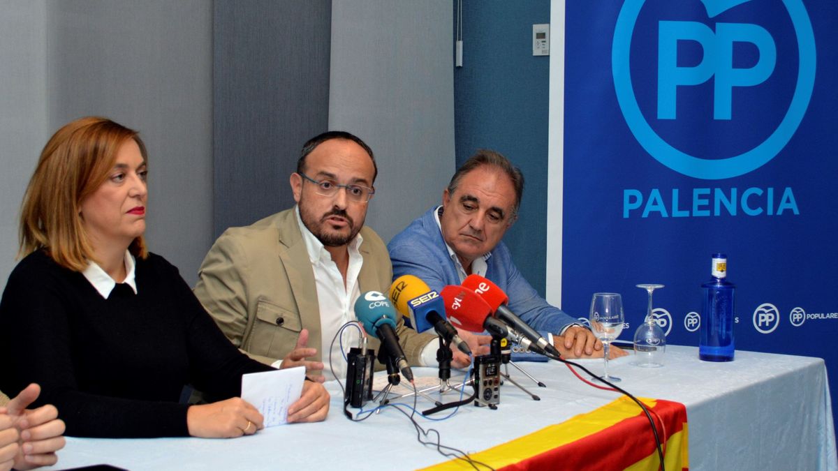 Alejandro Fernández se perfila como sucesor de Albiol al frente del PP catalán