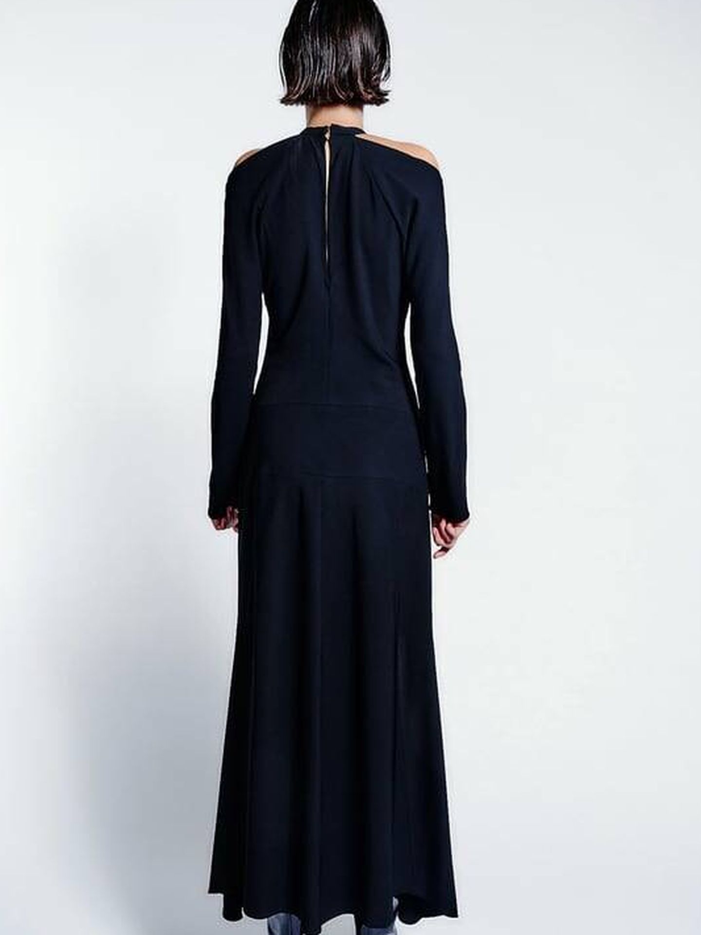 3 vestidos de las novedades de Zara para seguir las tendencias. (Cortesía)