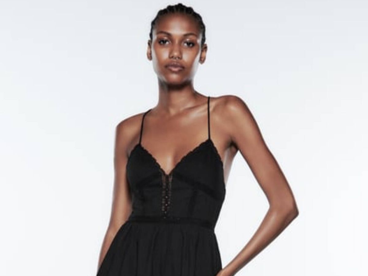 Foto: La última novedad de Zara: un vestido midi en negro imprescindible. (Cortesía)