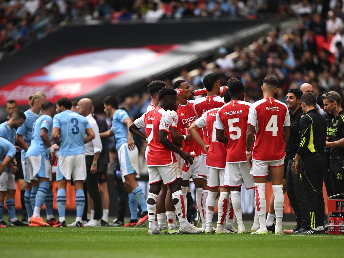 Foto: City y Arsenal, durante la pasada Community Shield. (Reuters) 