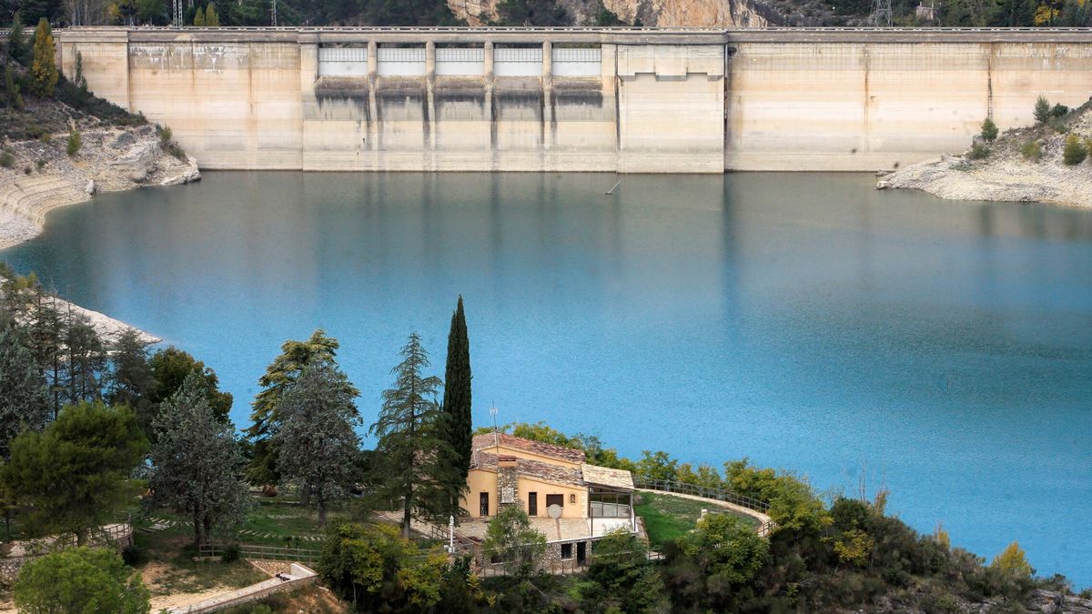 Teresa Ribera alerta de que el sureste español contará con un 40% menos de agua en 2050