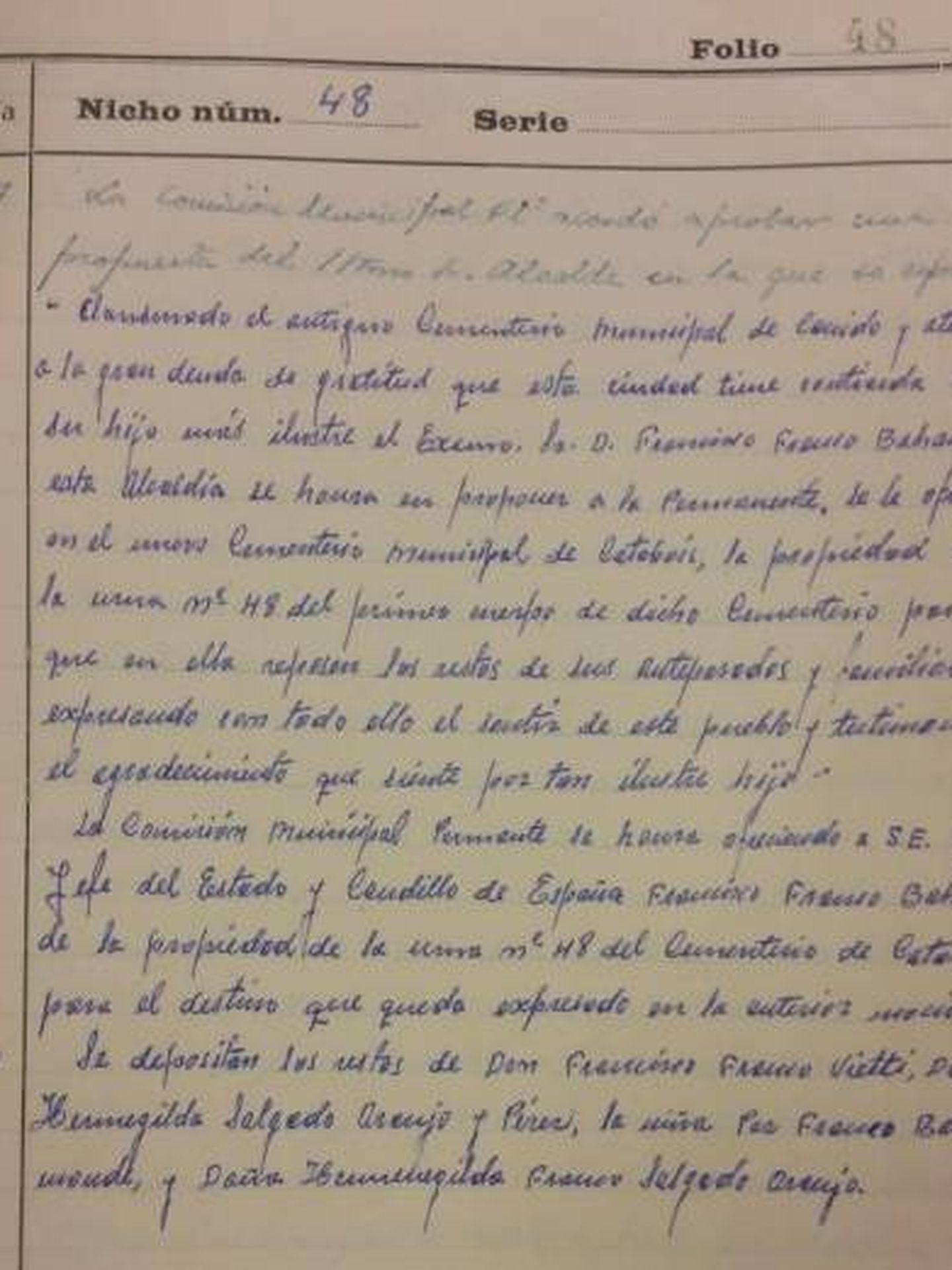 El documento de 1967 por el que se regala el nicho a Francisco Franco